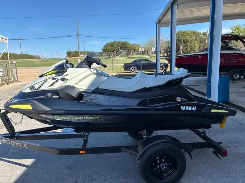 The Image of Yamaha VX Cruiser H.O. w/ Audio 2026 - 1