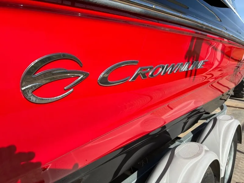 Slide: The Image of Crownline Boats 230 LS 2009 - 8