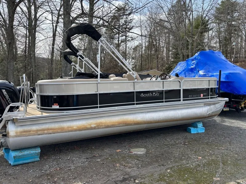 Slide: The Image of South Bay 200 Series 224RS 2.75 2017 - 11