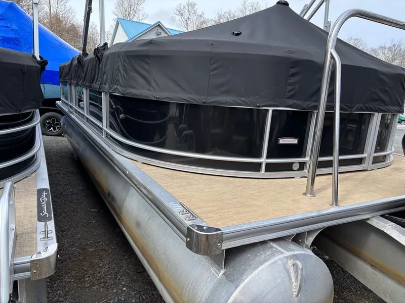 Slide: The Image of South Bay 200 Series 224RS 2.75 2017 - 14