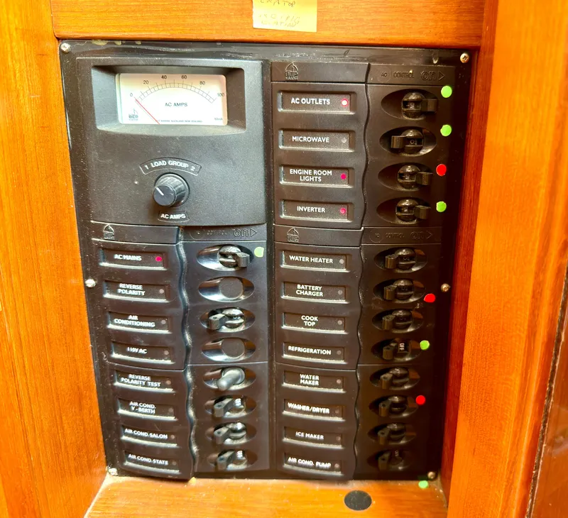 Slide: The Image of Electrical control panel on Grand Banks Classic 2003 yacht. - 39