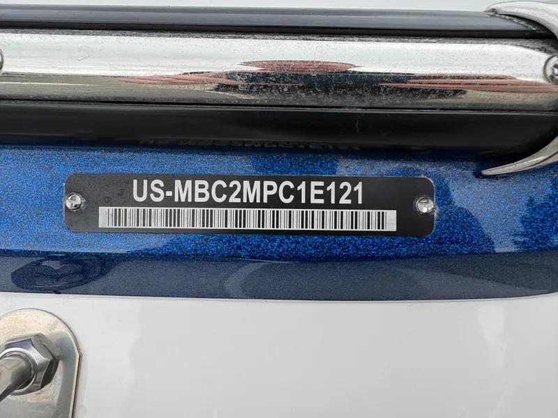 Slide: The Image of MasterCraft NXT20 2021 - 17