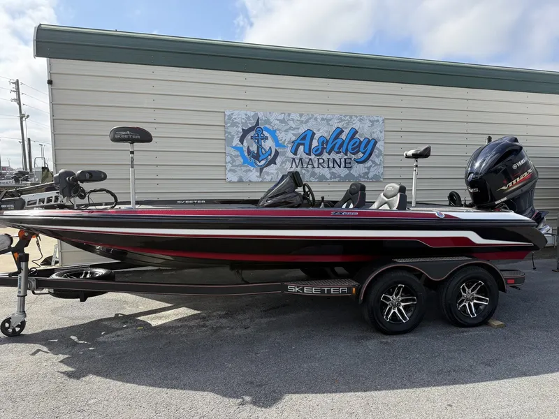 The Image of 2020 Skeeter ZX225 boat at Ashley Marine. - 1
