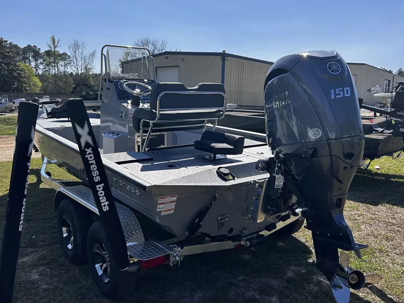 Slide: The Image of Xpress Hyper-Lift Bay Series 210 BAY-150HP 2026 - 4