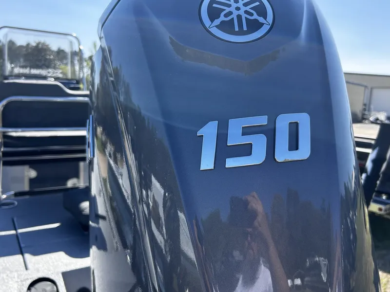 Slide: The Image of Xpress Hyper-Lift Bay Series 210 BAY-150HP 2026 - 8