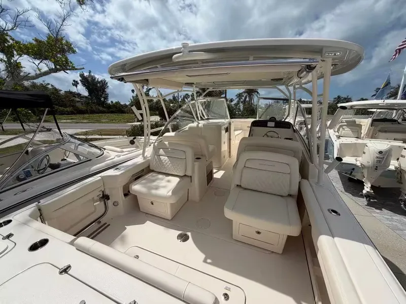 Slide: The Image of Grady-White Freedom 307 2026 - 5