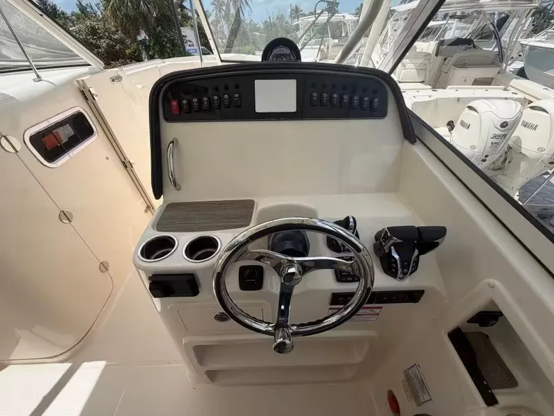 Slide: The Image of Grady-White Freedom 307 2026 - 7