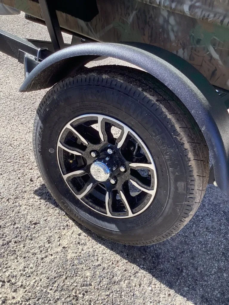 Slide: The Image of G3 Gator Tough 15 DK 2026 - 19