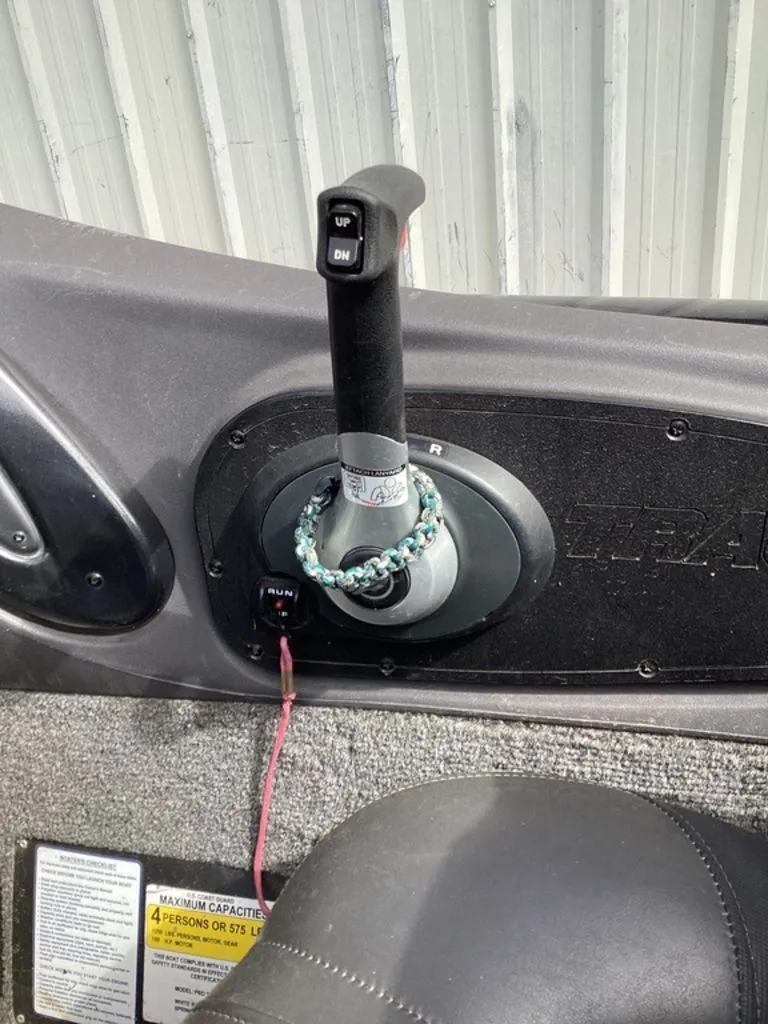 Slide: The Image of Tracker Pro Team 195 TXW 2020 - 32