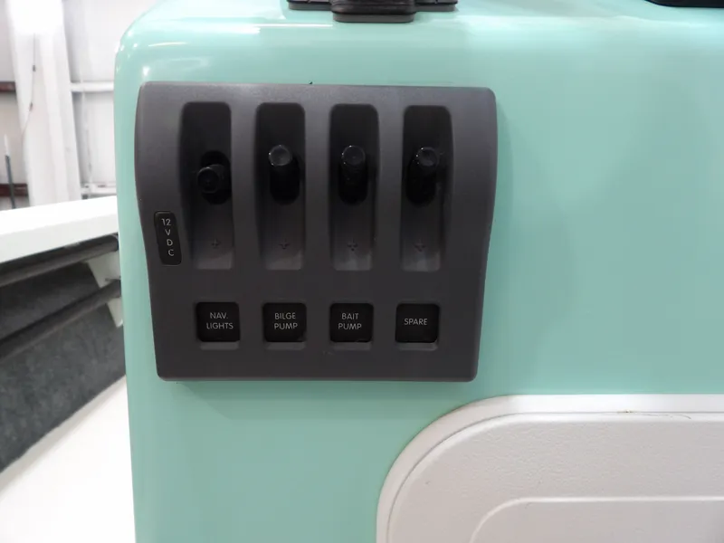 Slide: The Image of Mitzi Skiff 17CC TUNNEL 2021 - 20