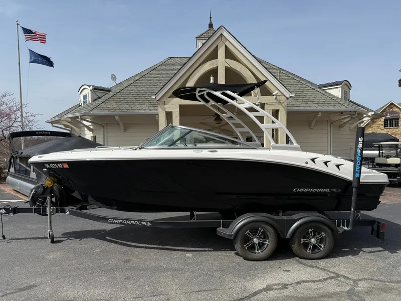 The Image of Chaparral 21 SSi 2023 - 1