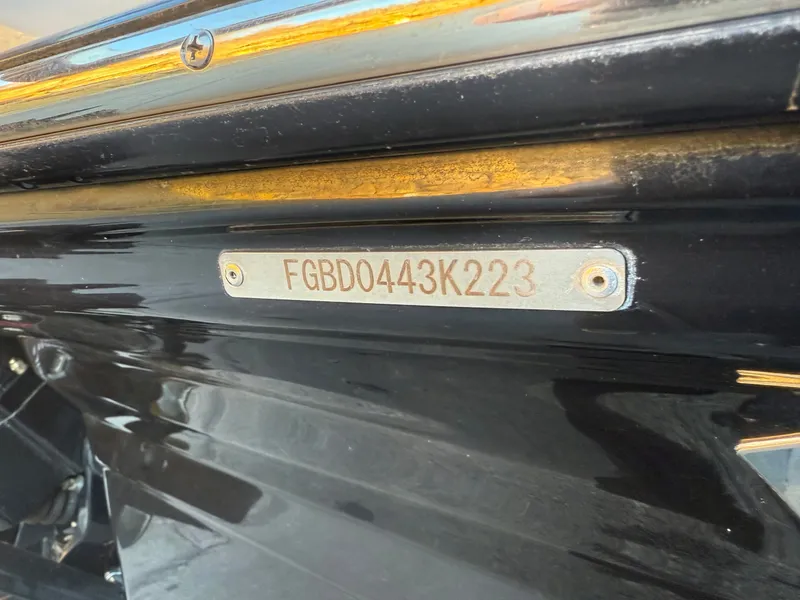 Slide: The Image of Chaparral 21 SSi 2023 - 15