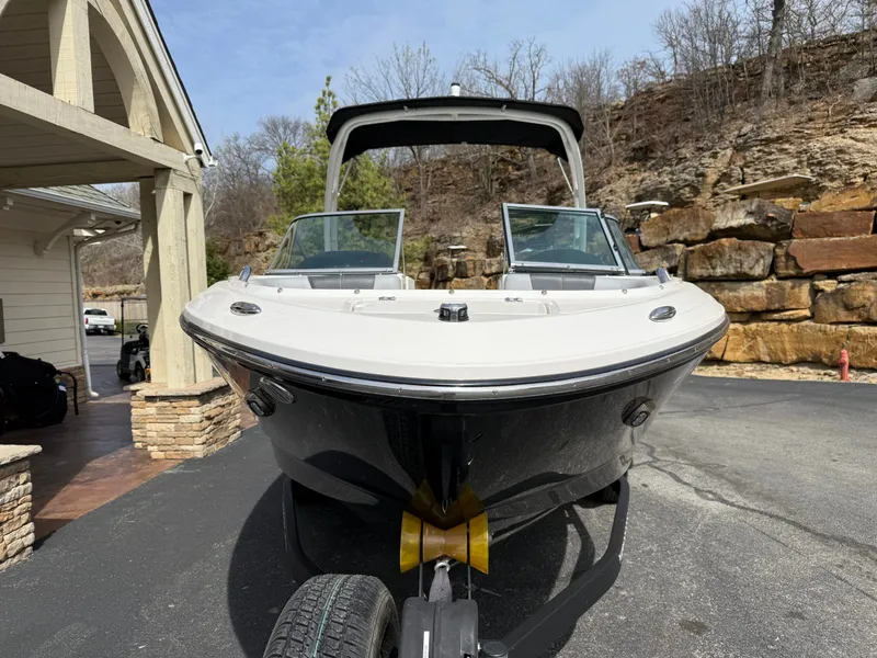 Slide: The Image of Chaparral 21 SSi 2023 - 7