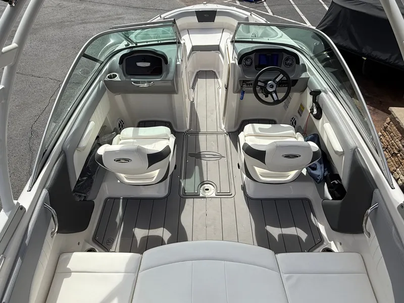 Slide: The Image of Chaparral 21 SSi 2023 - 8