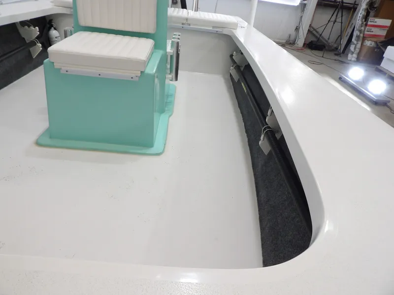 Slide: The Image of Mitzi Skiff 17CC TUNNEL 2021 - 15