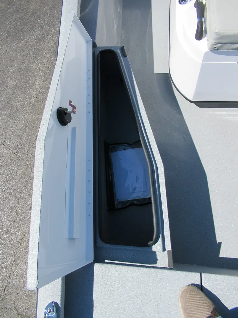 Slide: The Image of Vexus Defender 201 2026 - 12