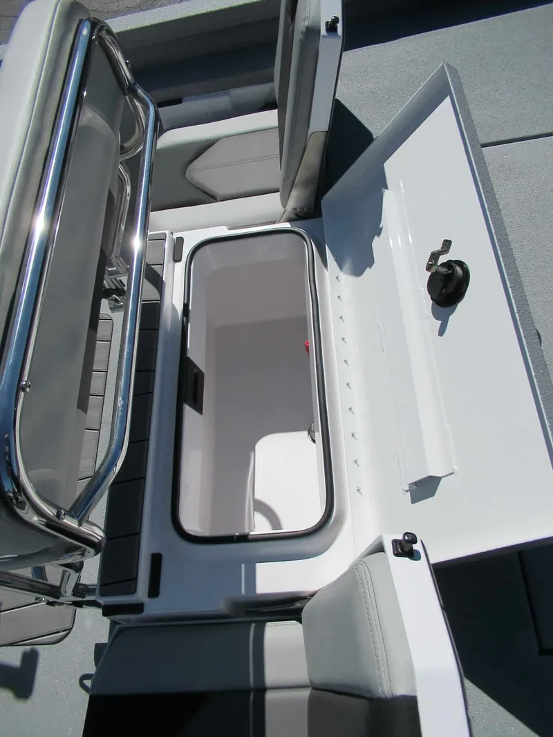 Slide: The Image of Vexus Defender 201 2026 - 7