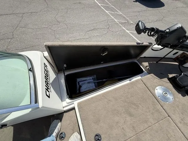 Slide: The Image of Charger 190 SUV 2005 - 14