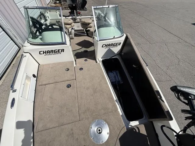 Slide: The Image of Charger 190 SUV 2005 - 15