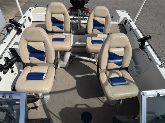 Slide: The Image of Charger 190 SUV 2005 - 24