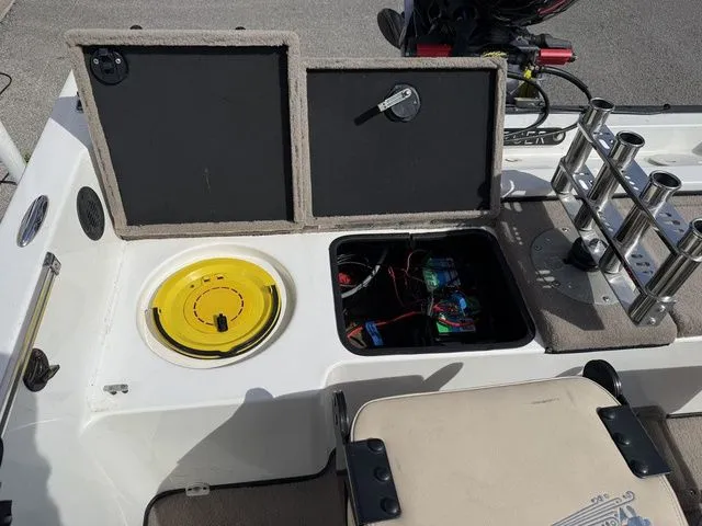 Slide: The Image of Charger 190 SUV 2005 - 26