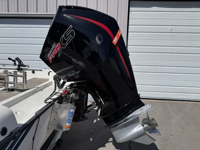 Slide: The Image of Charger 190 SUV 2005 - 4