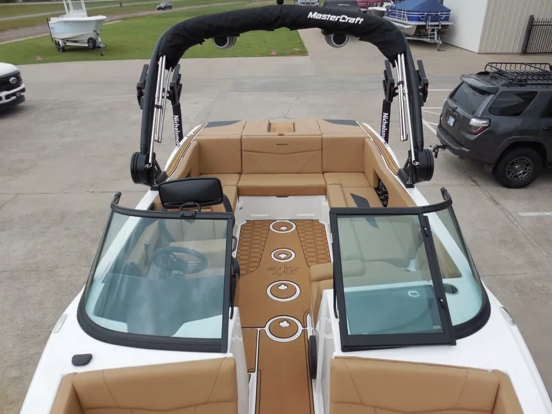 Slide: The Image of MasterCraft NXT 22 2025 - 10