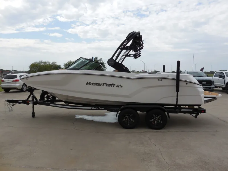 Slide: The Image of MasterCraft NXT 22 2025 - 4