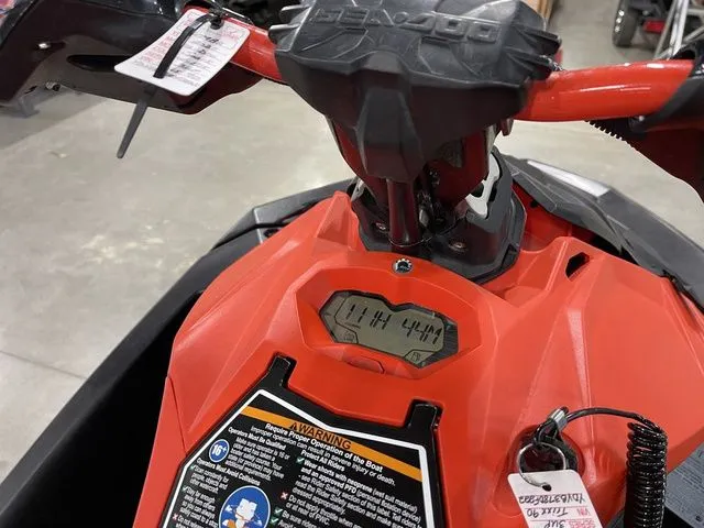 Slide: The Image of Sea-Doo Spark Trixx 2-up Rotax 900 H.O. ACE IBR 2022 - 15