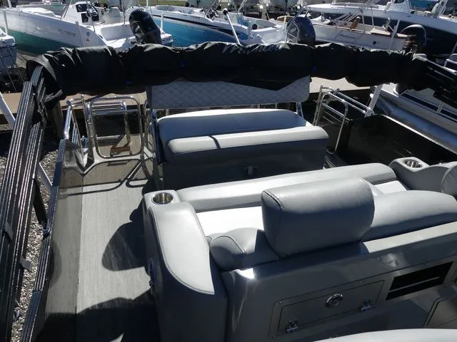 Slide: The Image of Manitou Encore 25 RF SHP 2019 - 12