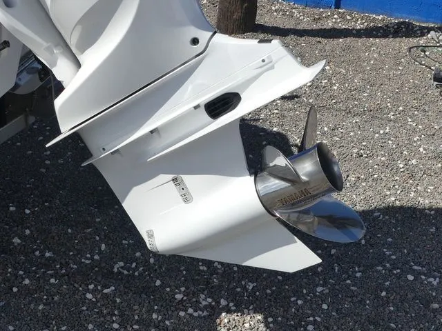 Slide: The Image of Sea Hunt Ultra 239 SE 2023 - 11