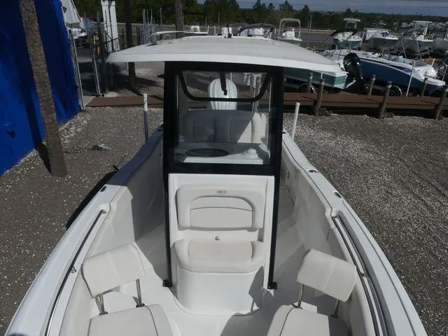 Slide: The Image of Sea Hunt Ultra 239 SE 2023 - 13