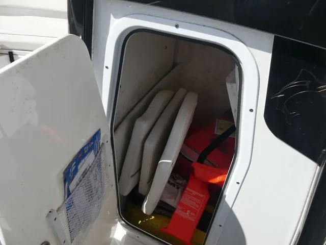 Slide: The Image of Sea Hunt Ultra 239 SE 2023 - 16