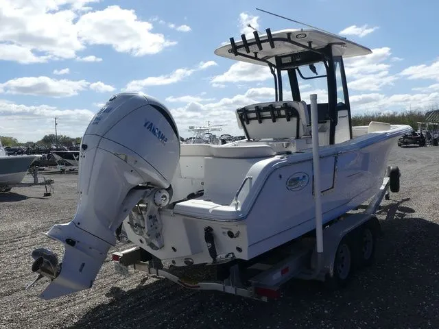 Slide: The Image of Sea Hunt Ultra 239 SE 2023 - 4