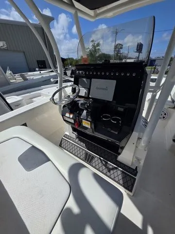 Slide: The Image of Wellcraft 222 Scarab Offshore 2017 - 13