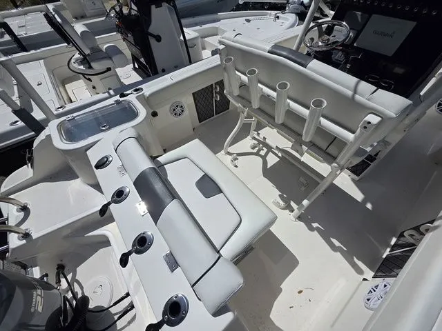 Slide: The Image of Wellcraft 222 Scarab Offshore 2017 - 7