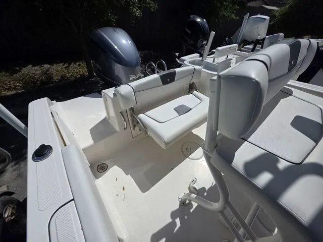 Slide: The Image of Wellcraft 222 Scarab Offshore 2017 - 8