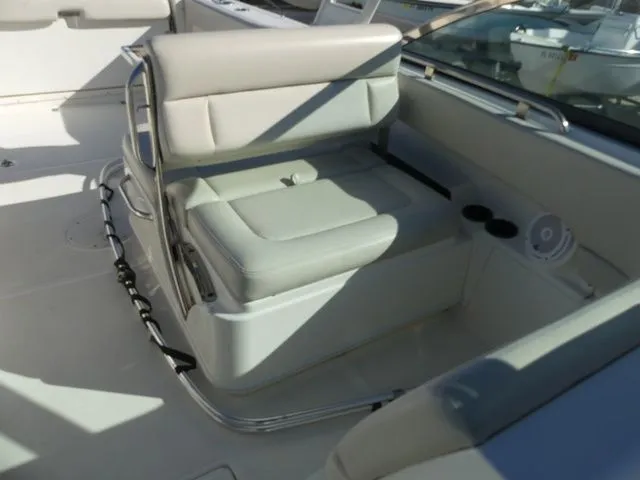 Slide: The Image of Boston Whaler 270 Vantage 2014 - 12
