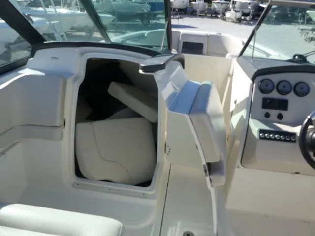 Slide: The Image of Boston Whaler 270 Vantage 2014 - 16