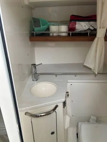 Slide: The Image of Boston Whaler 350 Realm 2024 - 29