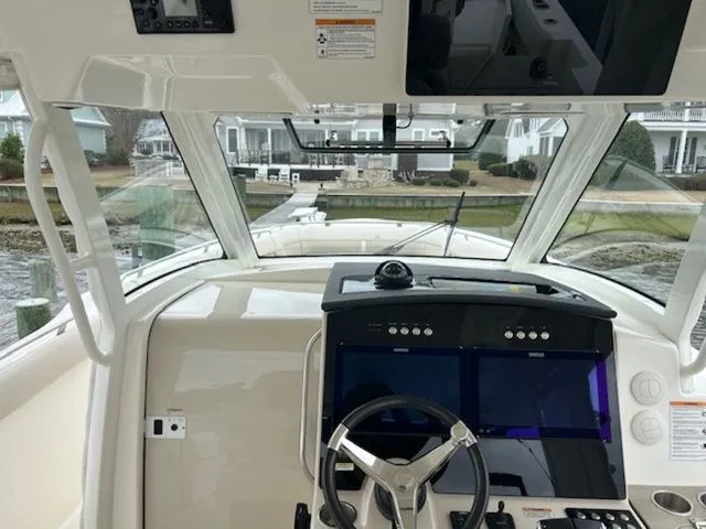 Slide: The Image of Boston Whaler 350 Realm 2024 - 39