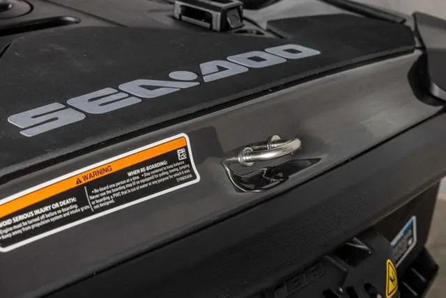 Slide: The Image of Sea-Doo GTR 230 2026 - 6