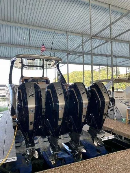 Slide: The Image of Mystic M4200 2022 - 108