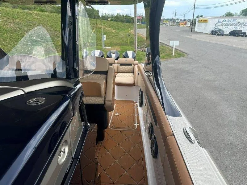 Slide: The Image of Mystic M4200 2022 - 29