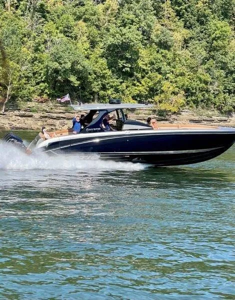 Slide: The Image of Mystic M4200 2022 - 3