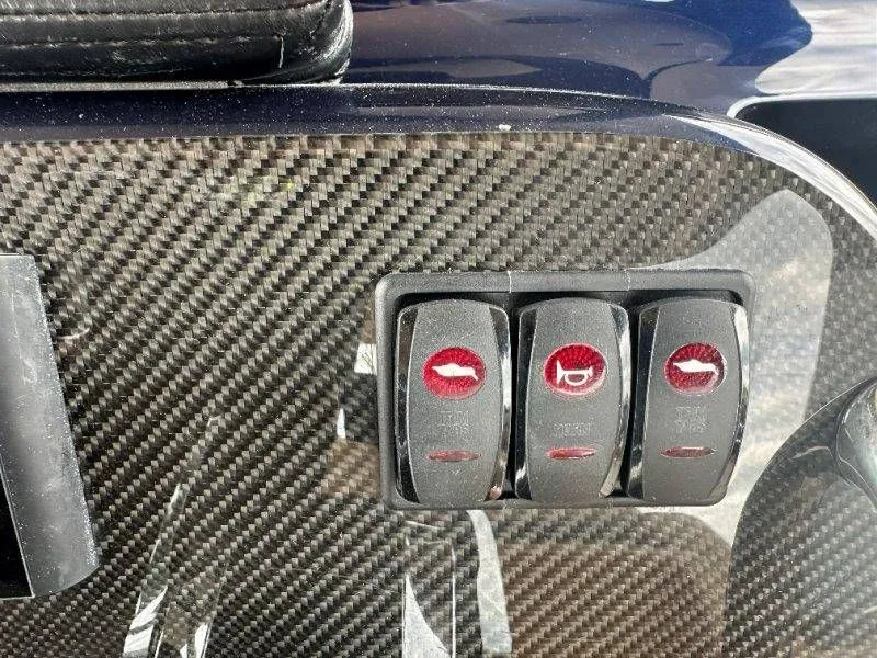 Slide: The Image of Mystic M4200 2022 - 63