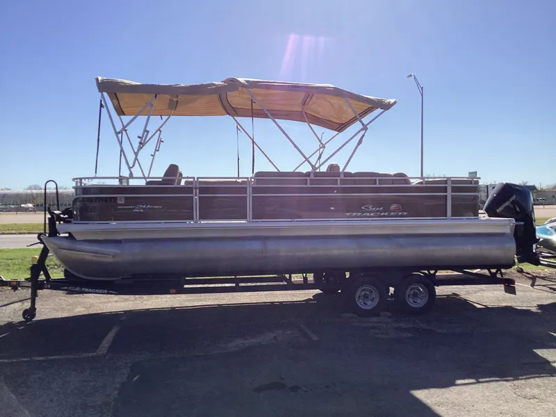 Slide: The Image of Sun Tracker Sportfish 24 XP3 2024 - 8