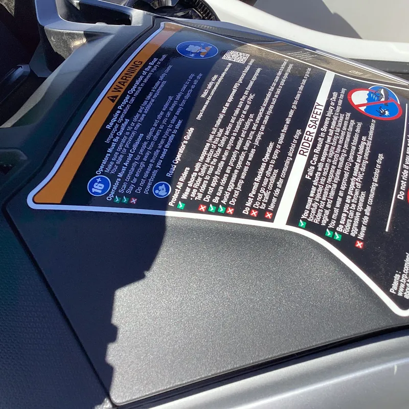 Slide: The Image of Sea-Doo GTX Limited 325 2026 - 11