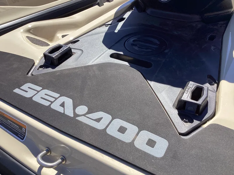 Slide: The Image of Sea-Doo Wake 170 iDF, iBR 2026 - 14