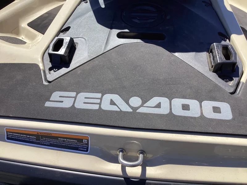 Slide: The Image of Sea-Doo Wake 170 iDF, iBR 2026 - 17